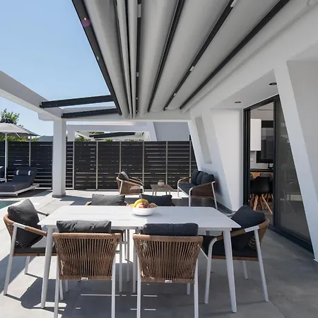 Mysarti Villa